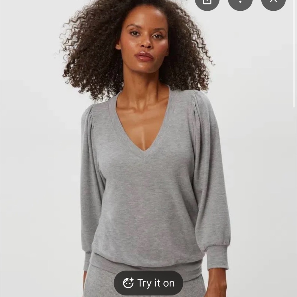 Michael Stars Gabriella V-Neck NWOT